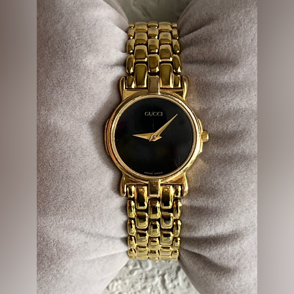Gucci 3400L 18K Gold Plated Women's Watch.